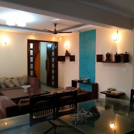 Laxmi House Hotel นิวเดลี ภายนอก รูปภาพ